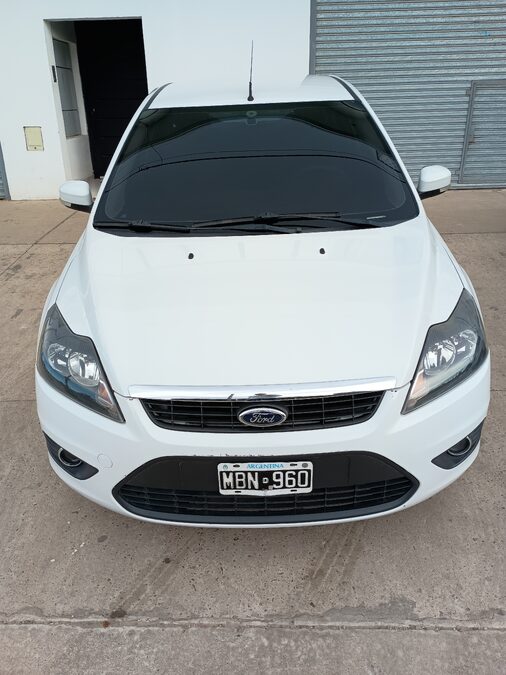Ford Focus II EXE Trend 1.6 2013