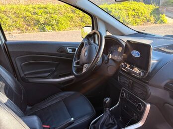 EcoSport Titanium (2022) -> 65.000km