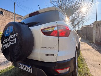EcoSport Titanium (2022) -> 65.000km