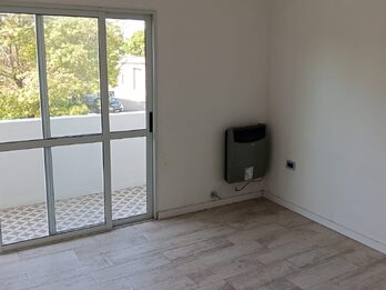 ALQUILO DEPTO 2 DORMITORIOS EN PLANTA ALTA