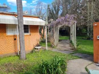 Hermosa casa Quinta completa en S Montrull.