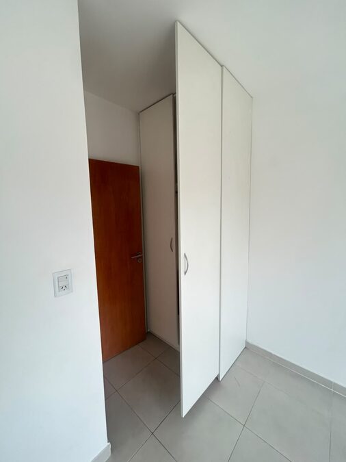 DEPARTAMENTO CON COCHERA EN ALQUILER