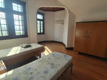 CHALET A RECICLAR · FRENTE AL ROSEDAL · VISTA AL RÍO PARANÁ