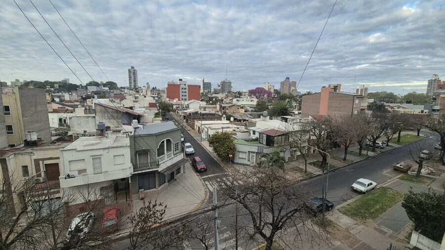 OPORTUNIDAD  EN EL CENTRO DE PARANÁ
