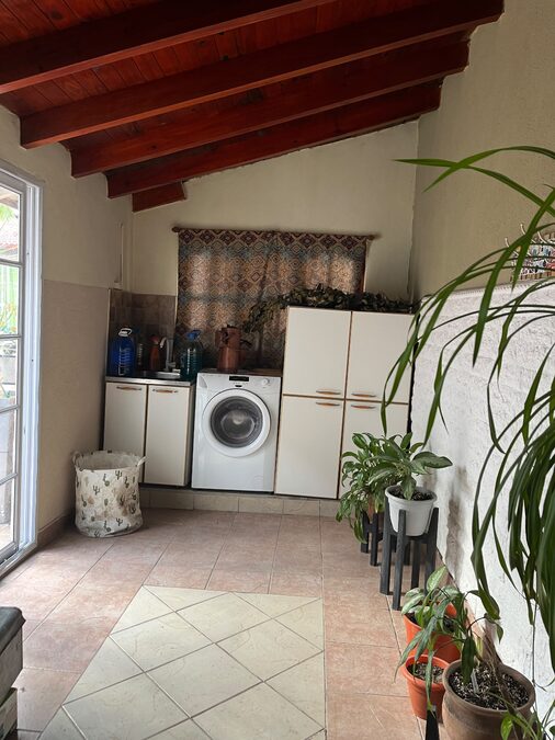 Vendo Casa 3 dorm, doble cochera , Pileta y Quincho Zona Gazzano!