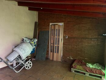 Vendo Casa 3 dorm, doble cochera , Pileta y Quincho Zona Gazzano!