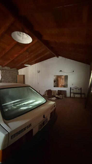 VENDO CASA 3 DORMITORIOS - ZONA SUR