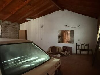 VENDO CASA 3 DORMITORIOS - ZONA SUR