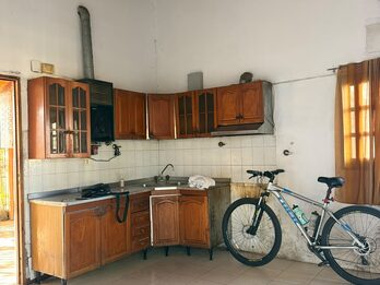 VENDO CASA 3 DORMITORIOS - ZONA SUR