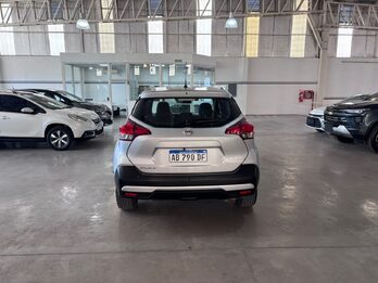 NISSAN KICKS 1.6 ADVANCE MT - AÑO 2017 - 103.830KM