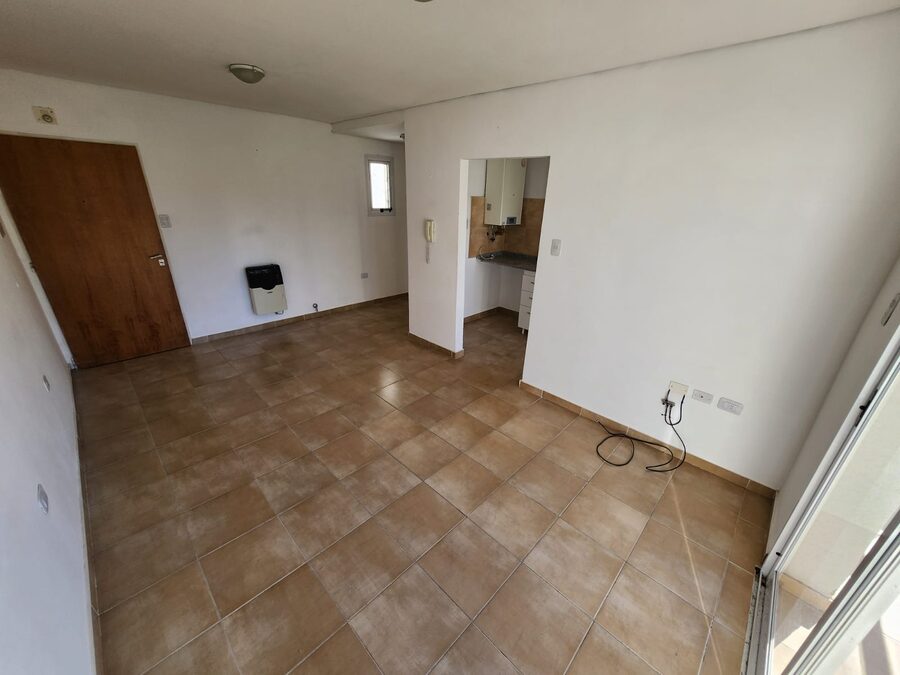 ✅ALQUILO DEPTO 1 DORM CON COCHERA. ZONA PARQUE $550.000 + EXP + IMP 🔥