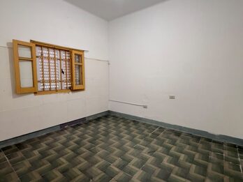 CASA CON LOCAL EN VENTA - AV LAS AMERICAS Y CRUZ DEL SUR.