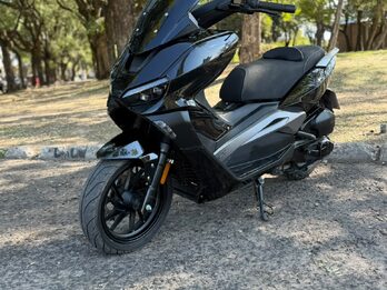 VENDO SCOTTER ZANELLA CRUIZER 2022