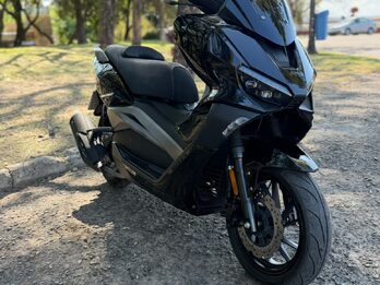 VENDO SCOTTER ZANELLA CRUIZER 2022
