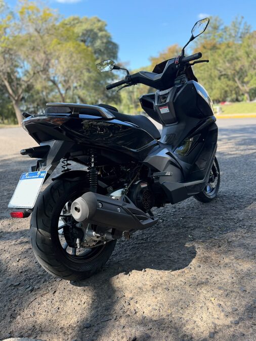 VENDO SCOTTER ZANELLA CRUIZER 2022