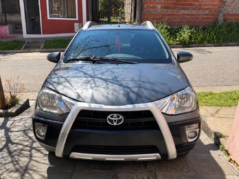 TOYOTA ETIOS CROSS 1.5 M/T  - AÑO 2.014