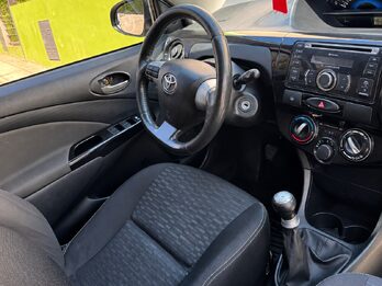 TOYOTA ETIOS CROSS 1.5 M/T  - AÑO 2.014