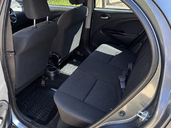 TOYOTA ETIOS CROSS 1.5 M/T  - AÑO 2.014