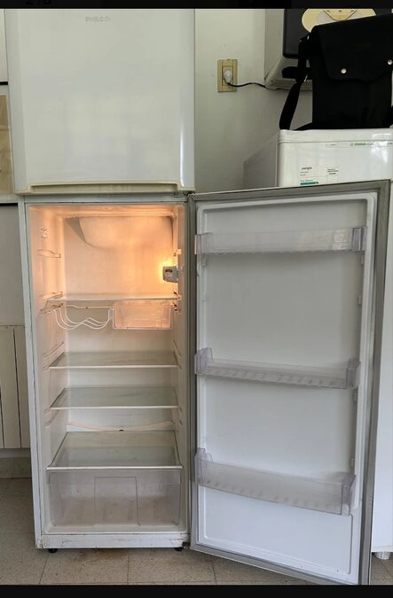 Heladera Philco con Freezer casi nueva