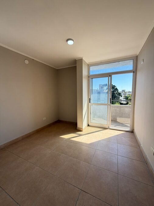 VENDO DEPARTAMENTO 2 DORMITORIOS - RACEDO Y AV. LAS AMERICAS.