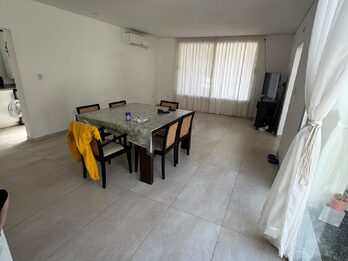 VENDO CASA NUEVA DE 4 DORMITORIOS ZONA SEMINARIO