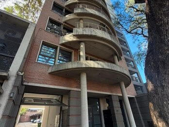 EXCLUSIVO DEPARTAMENTO TIPO DUPLEX EN VENTA ZONA PARQUE.