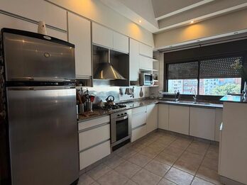 EXCLUSIVO DEPARTAMENTO TIPO DUPLEX EN VENTA ZONA PARQUE.