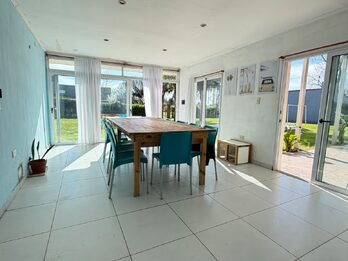 VENDO CASA QUINTA LAS ACACIAS.
