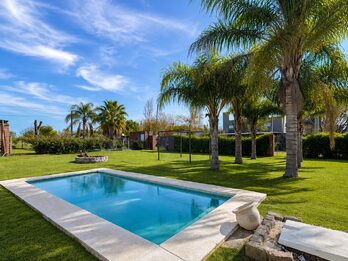 VENDO CASA QUINTA LAS ACACIAS.