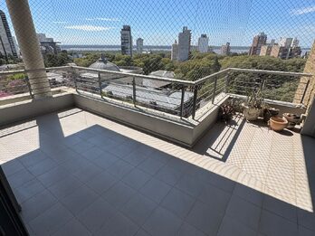 VENDO DEPARTAMENTO CON VISTA AL RÍO.