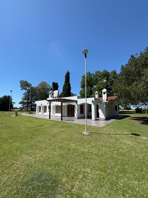 VENDO HERMOSA CASA DE CAMPO