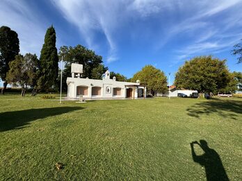 VENDO HERMOSA CASA DE CAMPO