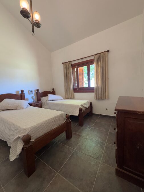 VENDO HERMOSA CASA DE CAMPO