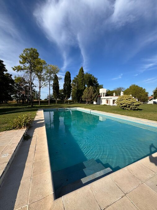 VENDO HERMOSA CASA DE CAMPO