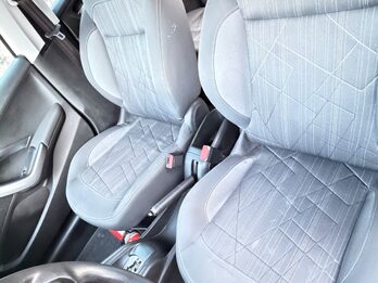 Vendo Peugeot 208 Allure Tiptronic