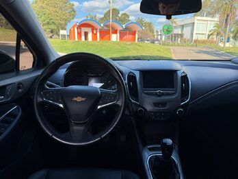 CHEVROLET CRUZE LT 1.4 2021 5PTAS. Recibo vehículos mayor y menor valor