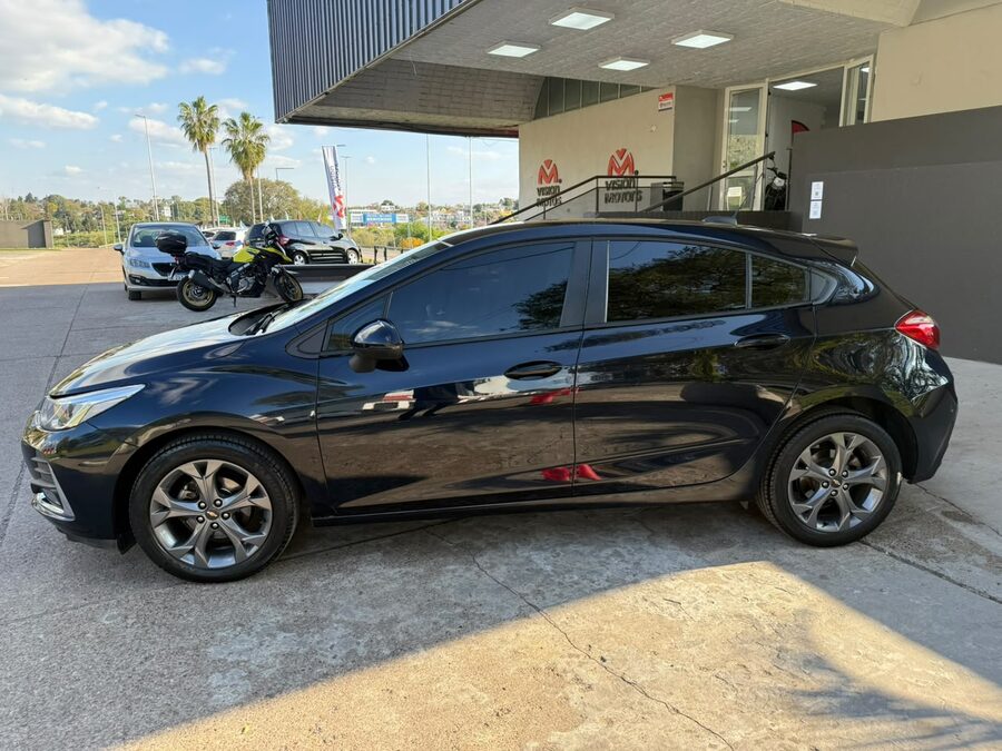 CHEVROLET CRUZE LT 1.4 2021 5PTAS. Recibo vehículos mayor y menor valor