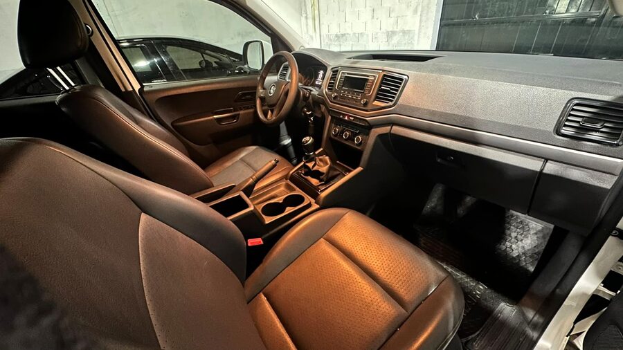 IMPECABLE AMAROK CON 36.000 KMS