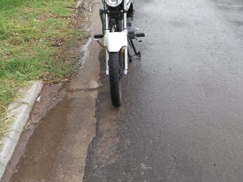 Vendo Zanella RX 150.