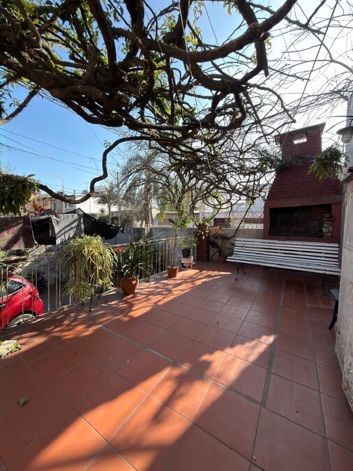 VENDO CASA ALTA CREDITO - ZONA TERMINAL.