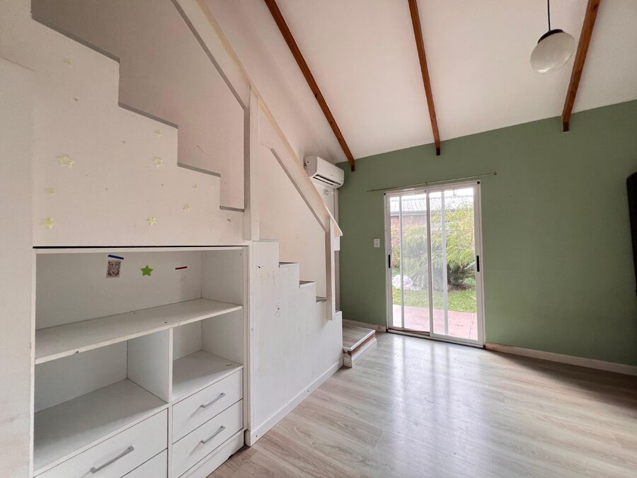 CASA EN ALQUILER 3 DORM CON GRAN PATIO - DR. JULIÁN OBAID (LA TOMA) | $1.400.000 🏠