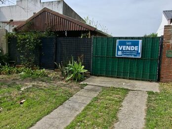 Casa en Venta calle Gobernador Crespo al 1400