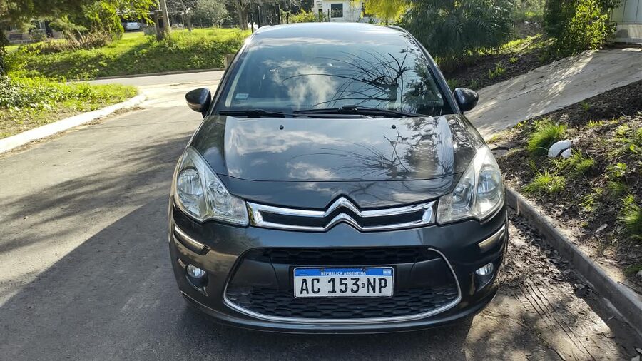 VENDO CITROEN C3 VTI FEEL 2018 CAJA AUTOMÁTICA 158.000 KM. UNICA DUEÑA. EXCELENTE ESTADO.