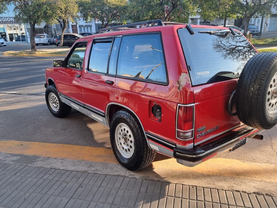 Vendo Chevrolet Blazer S-10 V6 4x4 GNC / 1993