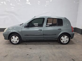 RENAULT CLIO ATH CD 5P – 2006 -  185.000 KMS