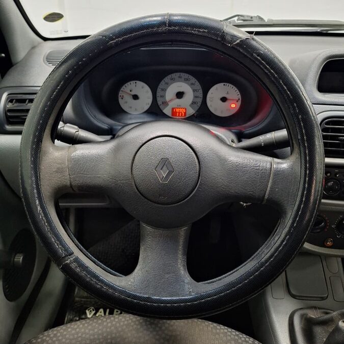 RENAULT CLIO ATH CD 5P – 2006 -  185.000 KMS