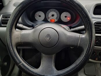 RENAULT CLIO ATH CD 5P – 2006 -  185.000 KMS