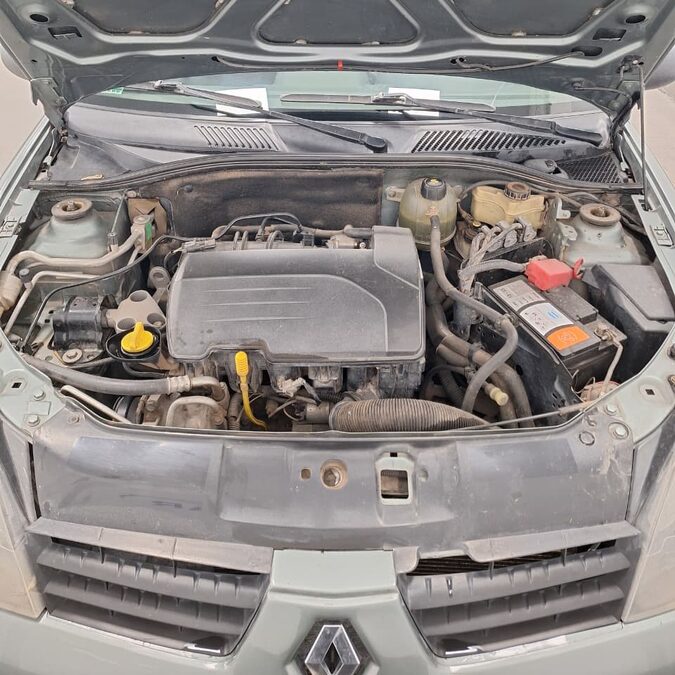 RENAULT CLIO ATH CD 5P – 2006 -  185.000 KMS