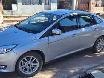 TITULAR VENDE FOCUS 3 2016 SE 2.0