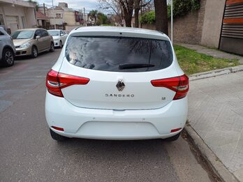 Sandero Intense 2021